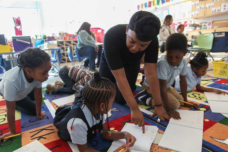 做试管手术大概要多少钱，做试管婴儿需要多少手术费